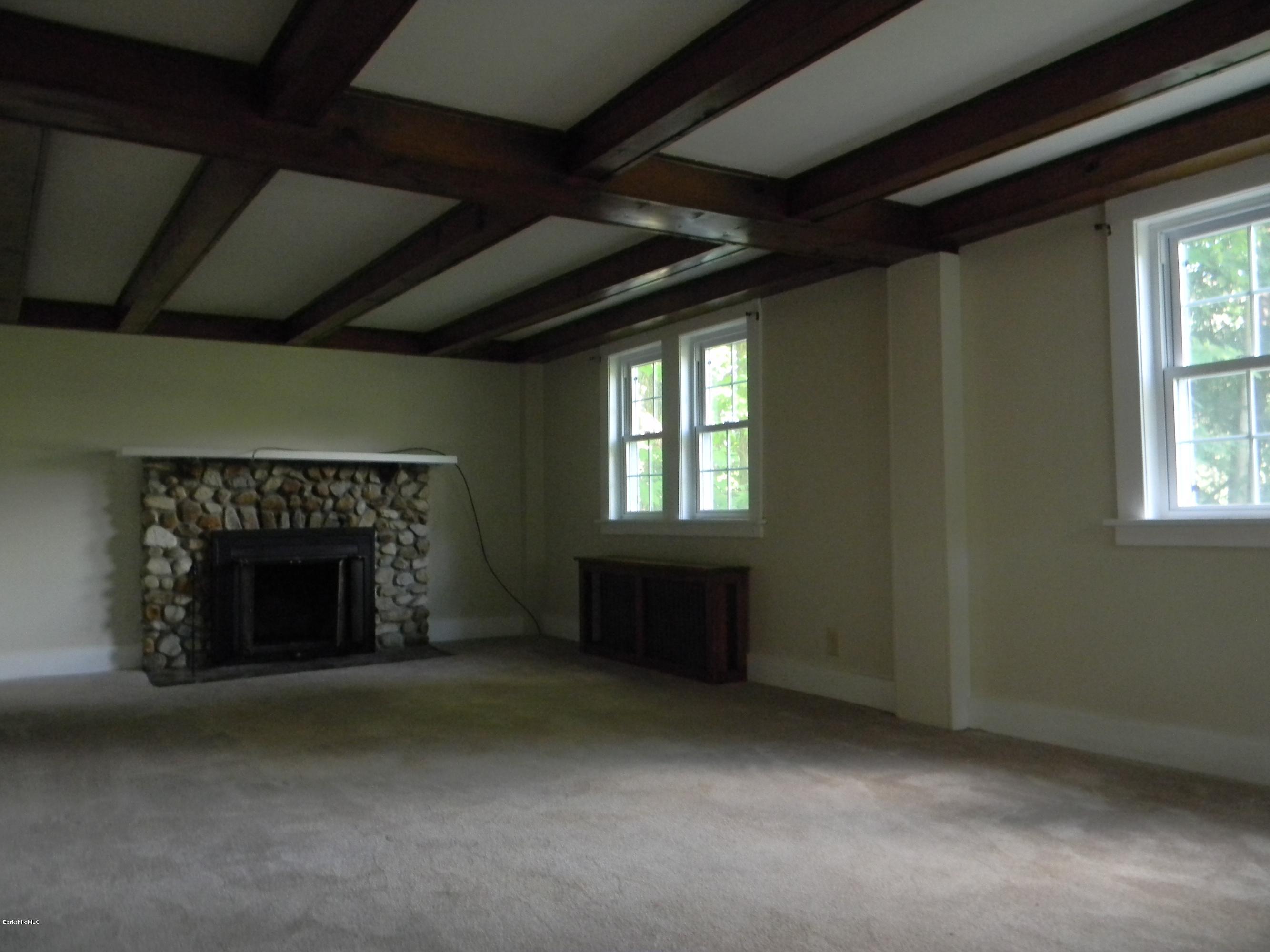276 East New Lenox Road Pittsfield, MA 01201 - Photo 4 of 17 Living Room with...