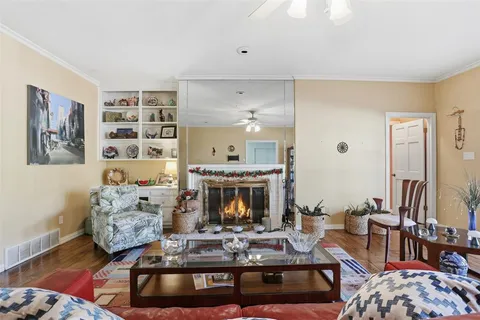 $600,000 | 3800 Hollow Creek Road, Benbrook, TX 76116