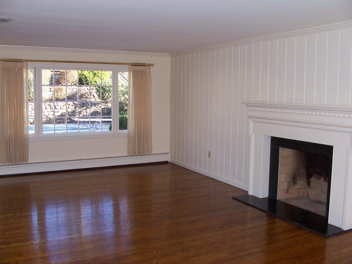 3944 Winding Way Road Southwest Roanoke, VA 24015 - Photo 3 of 16 living room