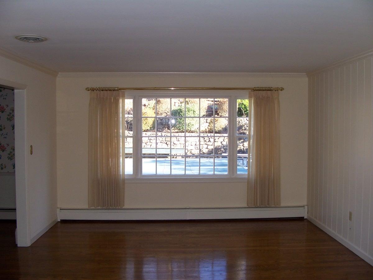 3944 Winding Way Road Southwest Roanoke, VA 24015 - Photo 4 of 16 living room 2