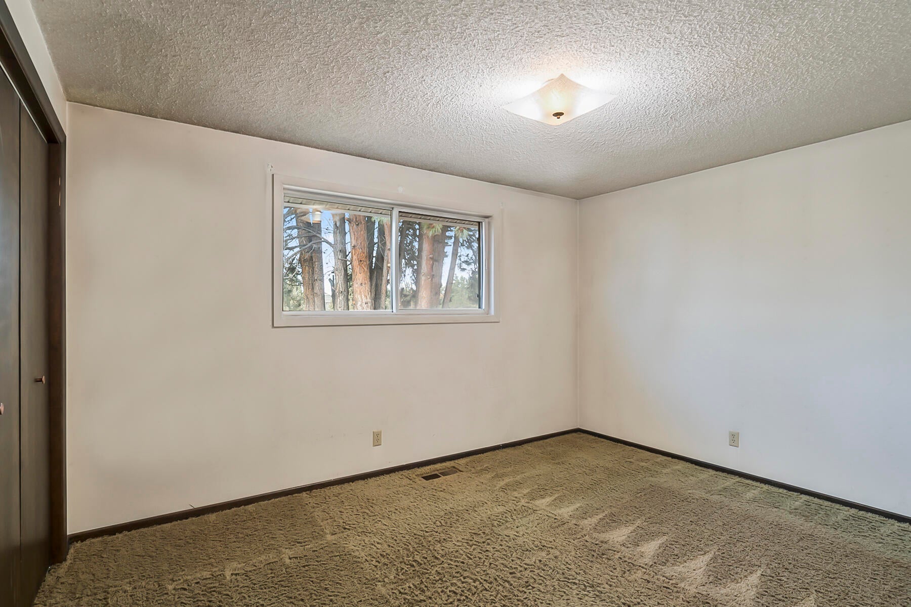 61825 Dobbin Road Bend, OR 97702 - Photo 19 of 43 17JH5_6436