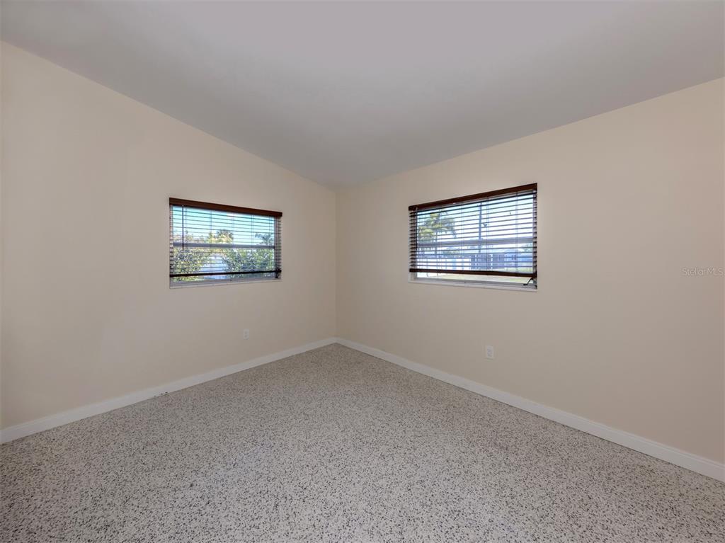 317 Hillview Road Venice, FL 34293 - Photo 22 of 70