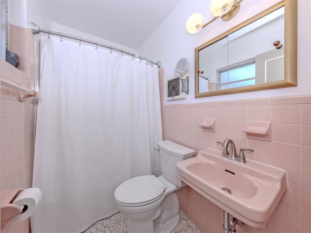 317 Hillview Road Venice, FL 34293 - Photo 23 of 70