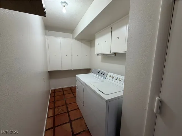 $3,350 | 908 Vegas Valley Drive, Las Vegas, NV 89109