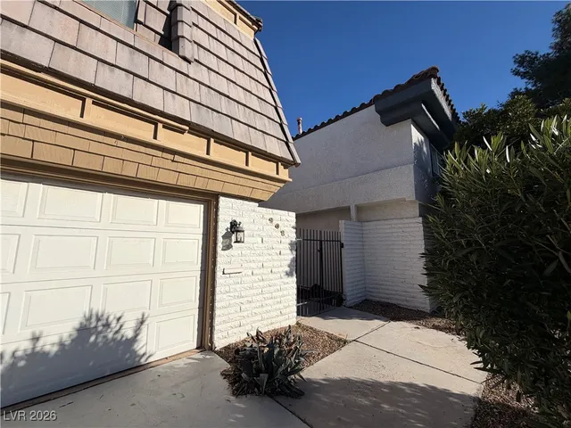 $3,350 | 908 Vegas Valley Drive, Las Vegas, NV 89109