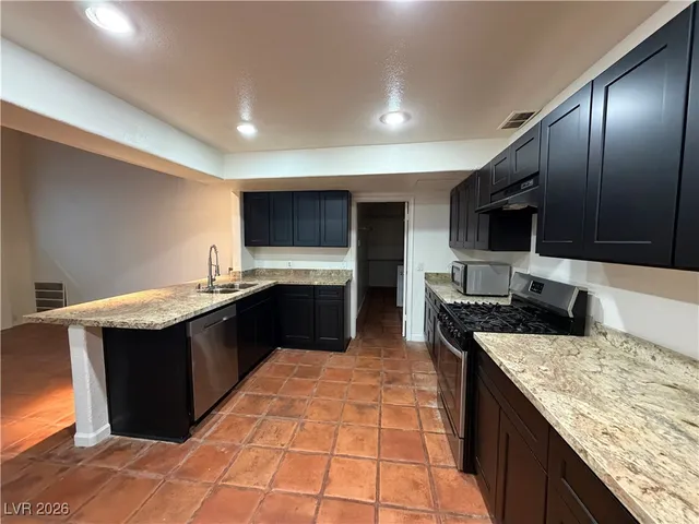 $3,350 | 908 Vegas Valley Drive, Las Vegas, NV 89109