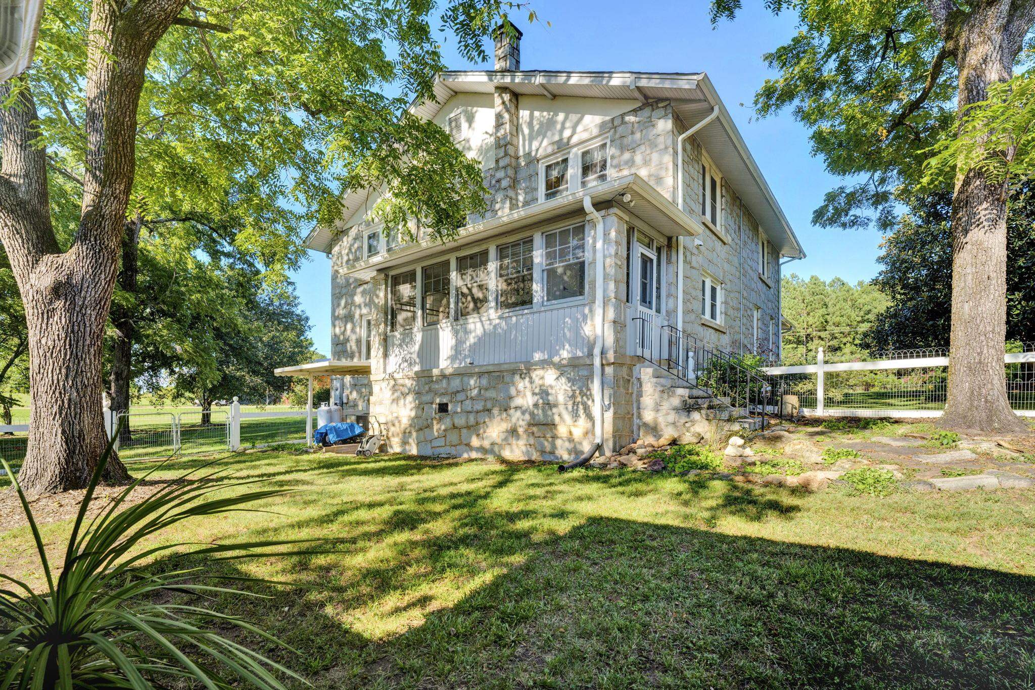 233 Thomas Mill Road Easley, SC 29640 - Photo 4 of 35