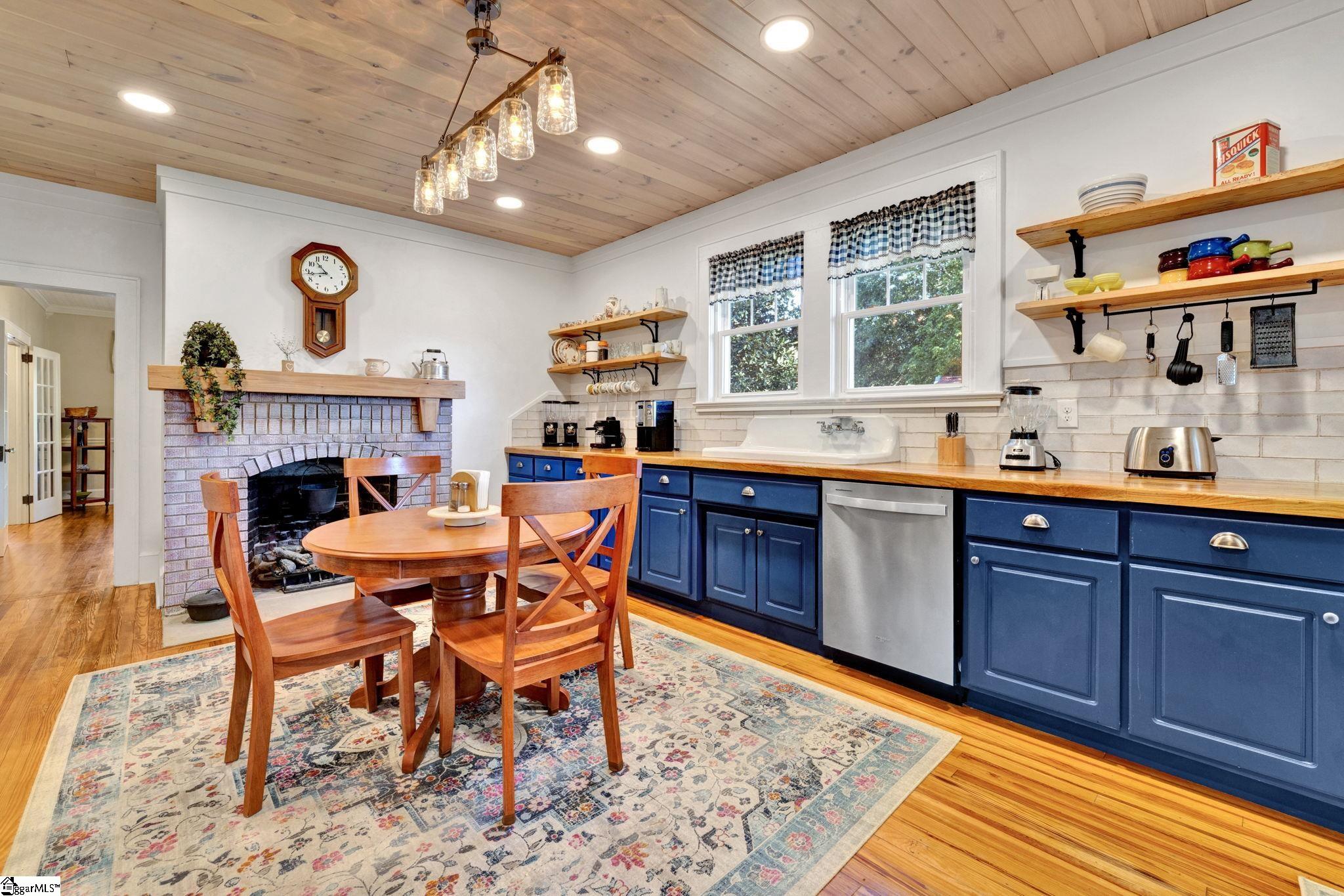 233 Thomas Mill Road Easley, SC 29640 - Photo 8 of 35