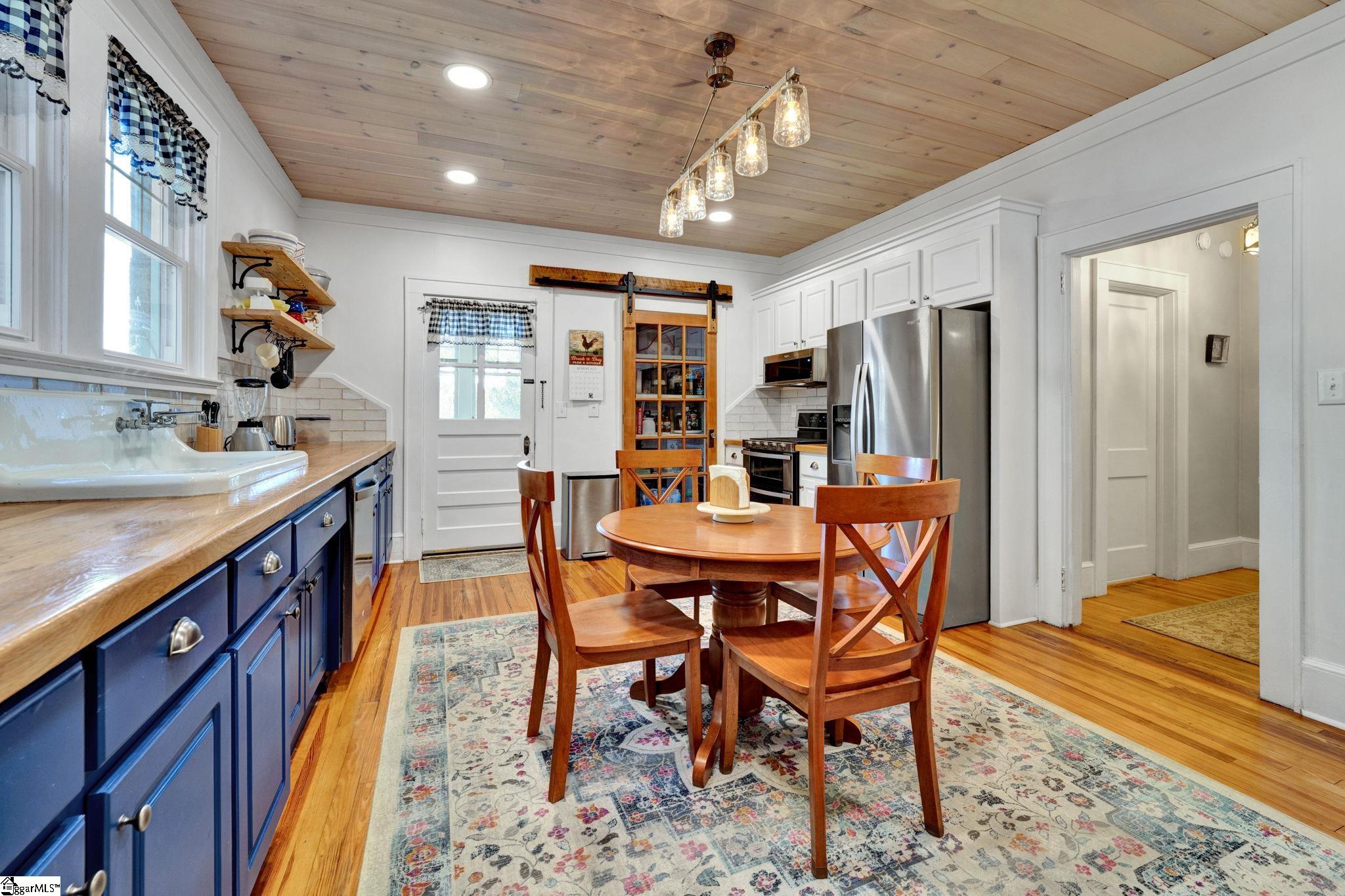 233 Thomas Mill Road Easley, SC 29640 - Photo 9 of 35