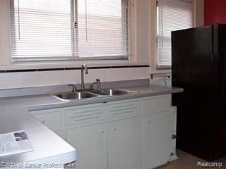 886 Nottingham Road, Unit 888 Grosse Pointe Park, MI 48230 - Photo 33 of 48