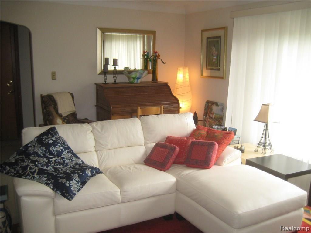 749 Harcourt Road Grosse Pointe Park, MI 48230 - Photo 39 of 80