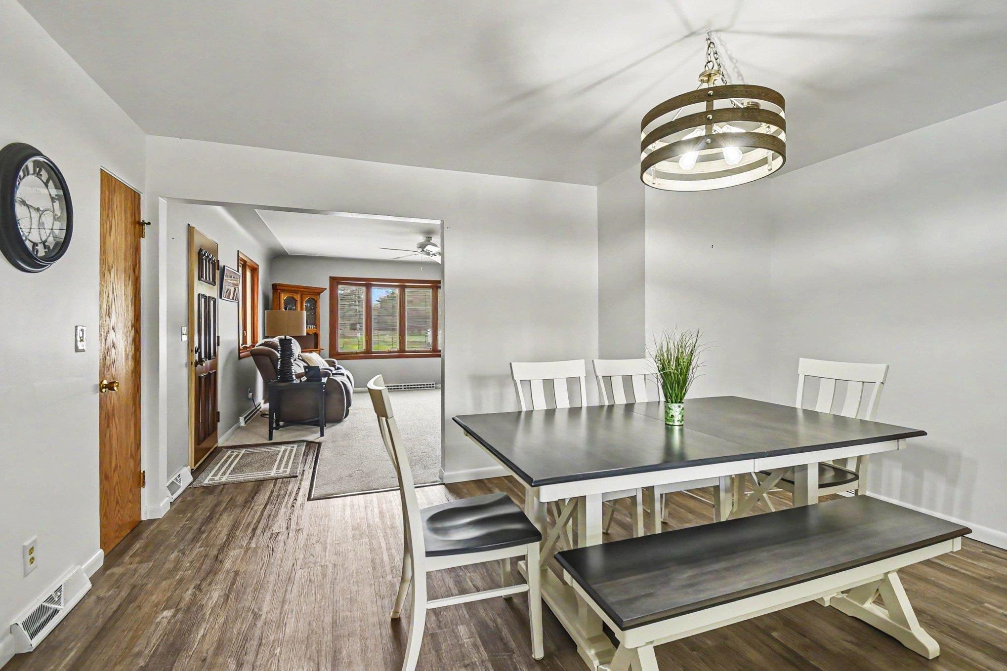 310 South Lincoln Road Bay City, MI 48708 - Photo 12 of 35