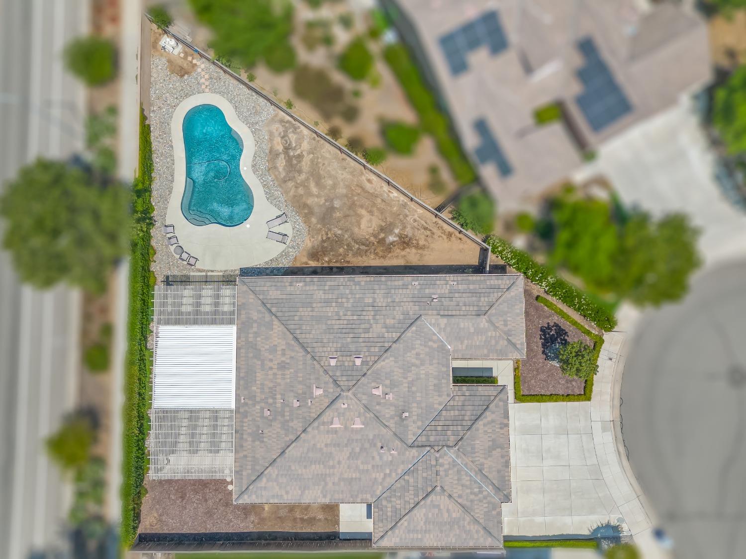 948 Whitmore Avenue Clovis, CA 93619 - Photo 36 of 38 with a bird view of a house