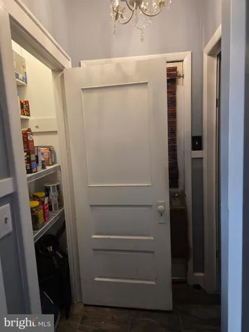 a view of walk in closet