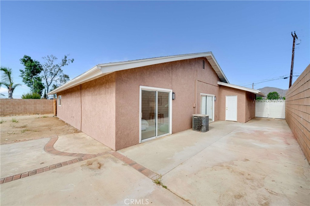 6425 Stover Avenue Riverside, CA 92505 - Photo 26 of 30