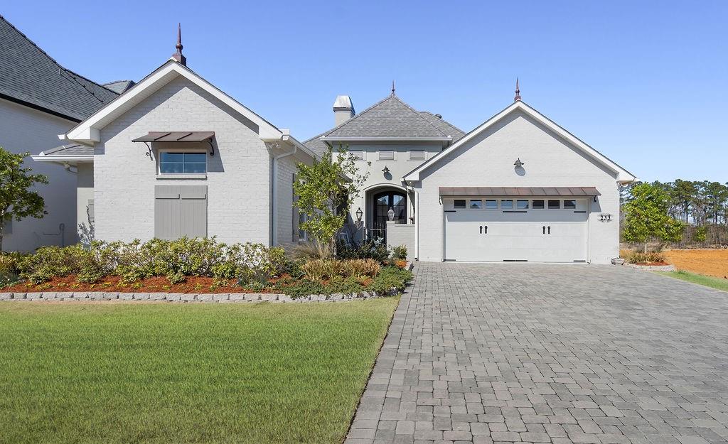 233 Rue Chantilly Covington, LA 70433 - Photo 1 of 40 Gallery Image 1