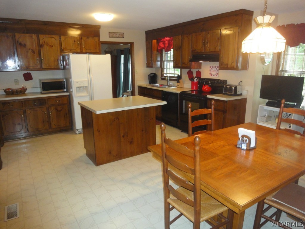 1160 Timber Trace Road Powhatan, VA 23139 - Photo 5 of 20 Gallery Image 5
