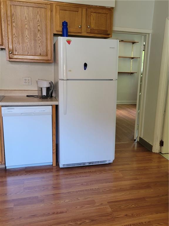 5557 Beacon Street Pittsburgh, PA 15217 - Photo 11 of 14 a view of cabinets and wooden floor