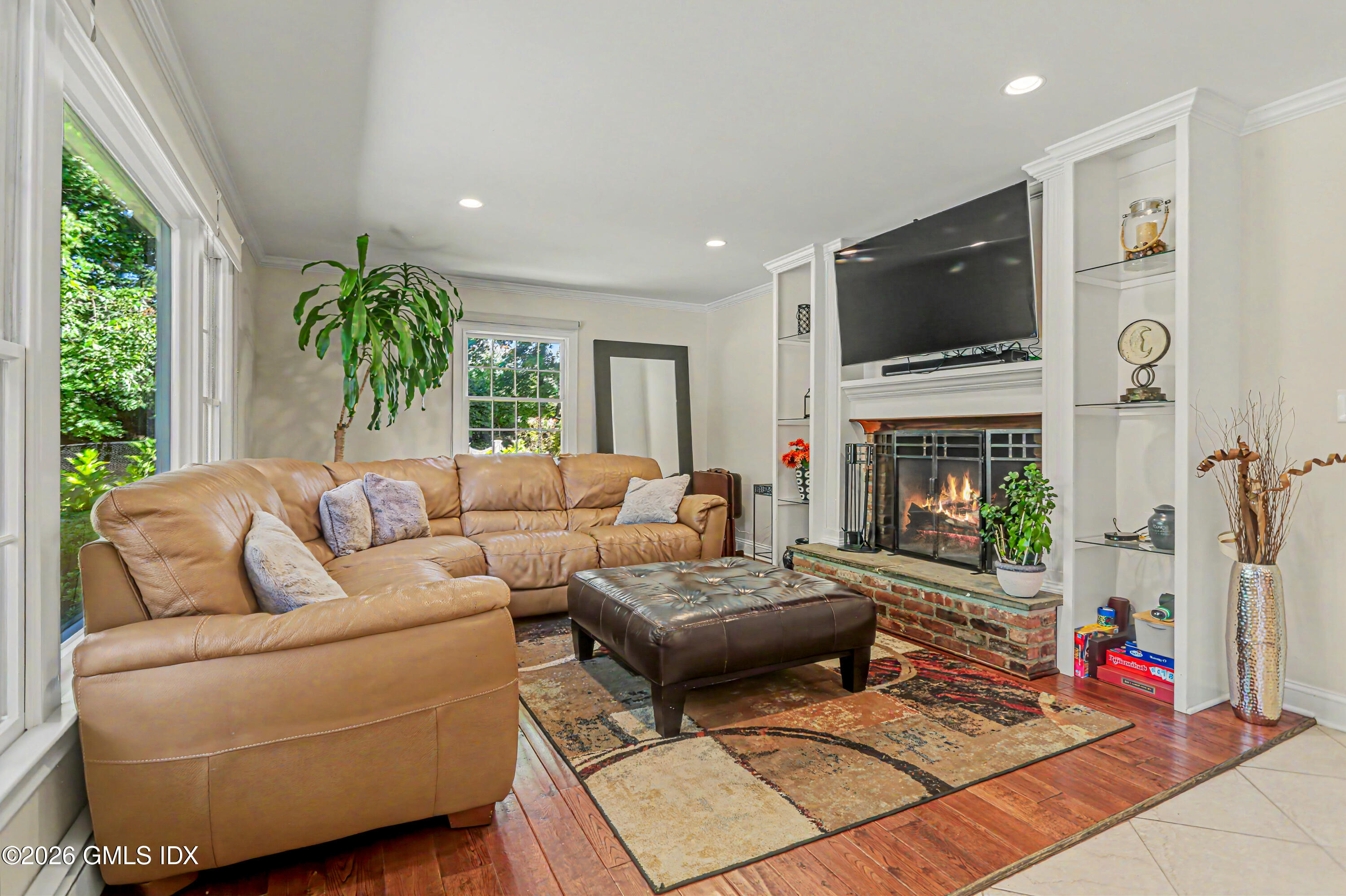 6 Lake Drive Riverside, CT 06878 - Photo 10 of 31 Family Room