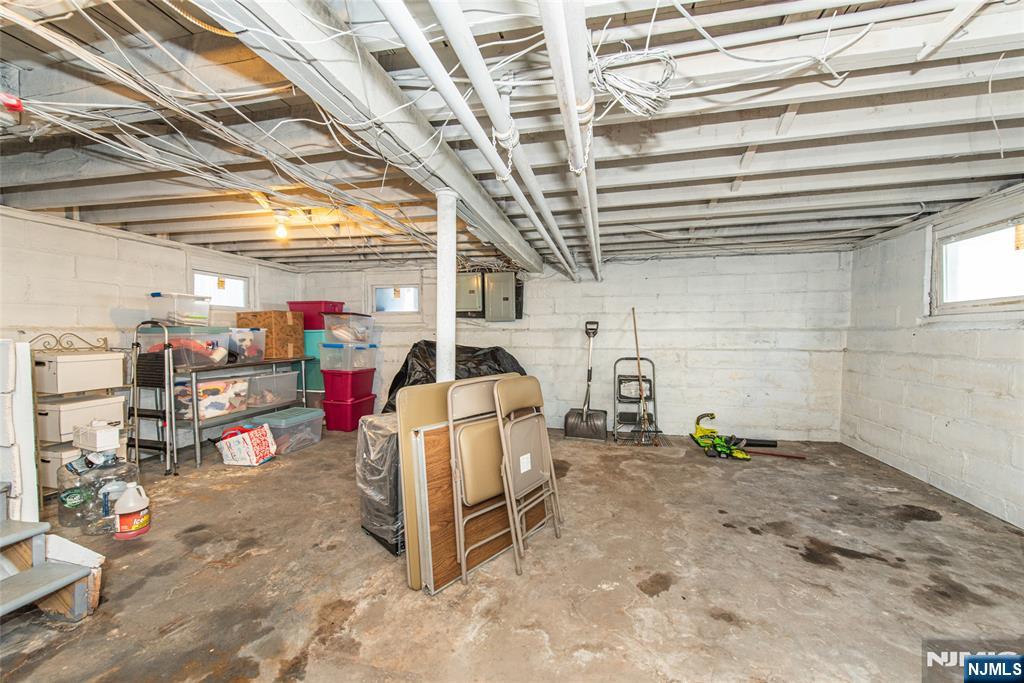 32 Irving Street Montclair, NJ 07042 - Photo 18 of 24