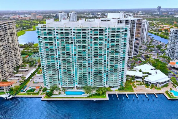 $12,500 | 20201 East Country Club Drive, Unit 2806/07, Aventura, FL 33180