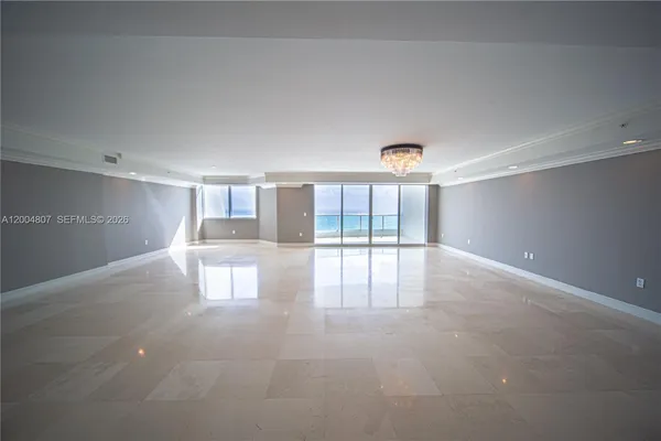 $12,500 | 20201 East Country Club Drive, Unit 2806/07, Aventura, FL 33180