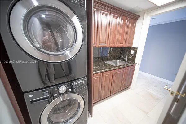 $12,500 | 20201 East Country Club Drive, Unit 2806/07, Aventura, FL 33180