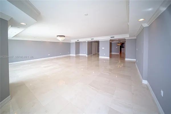 $12,500 | 20201 East Country Club Drive, Unit 2806/07, Aventura, FL 33180