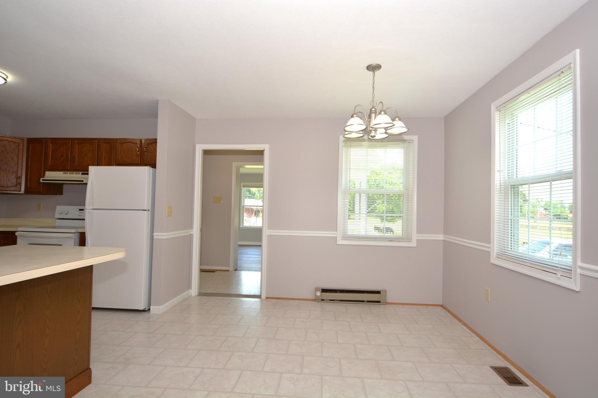 442 Perry Road Winchester, VA 22602 - Photo 17 of 33 Gallery Image 17