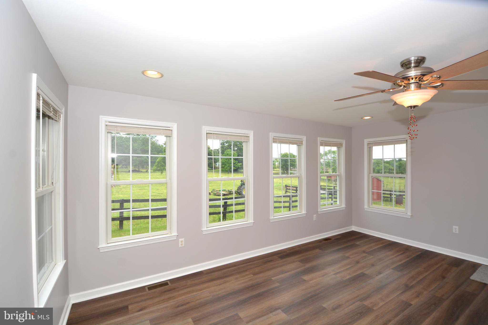 442 Perry Road Winchester, VA 22602 - Photo 10 of 33 Gallery Image 10