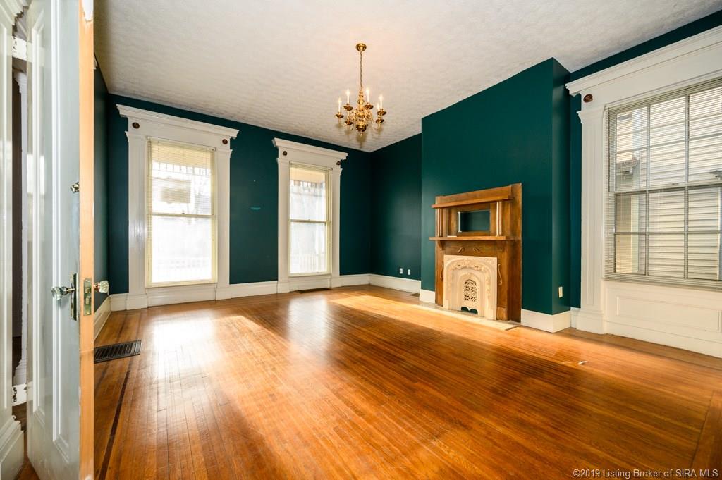 1015 East Spring Street New Albany, IN 47150 - Photo 11 of 76 Gallery Image 11