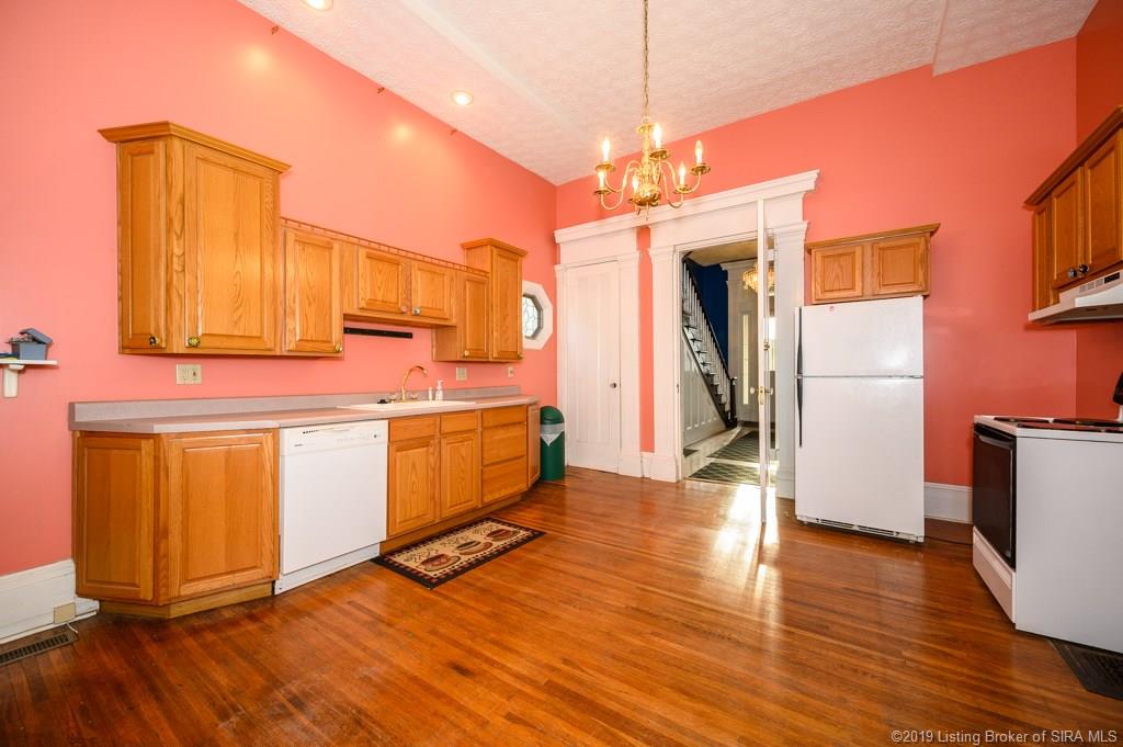 1015 East Spring Street New Albany, IN 47150 - Photo 16 of 76 Gallery Image 16