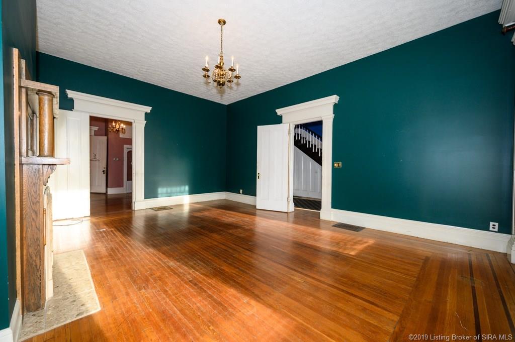 1015 East Spring Street New Albany, IN 47150 - Photo 9 of 76 Gallery Image 9