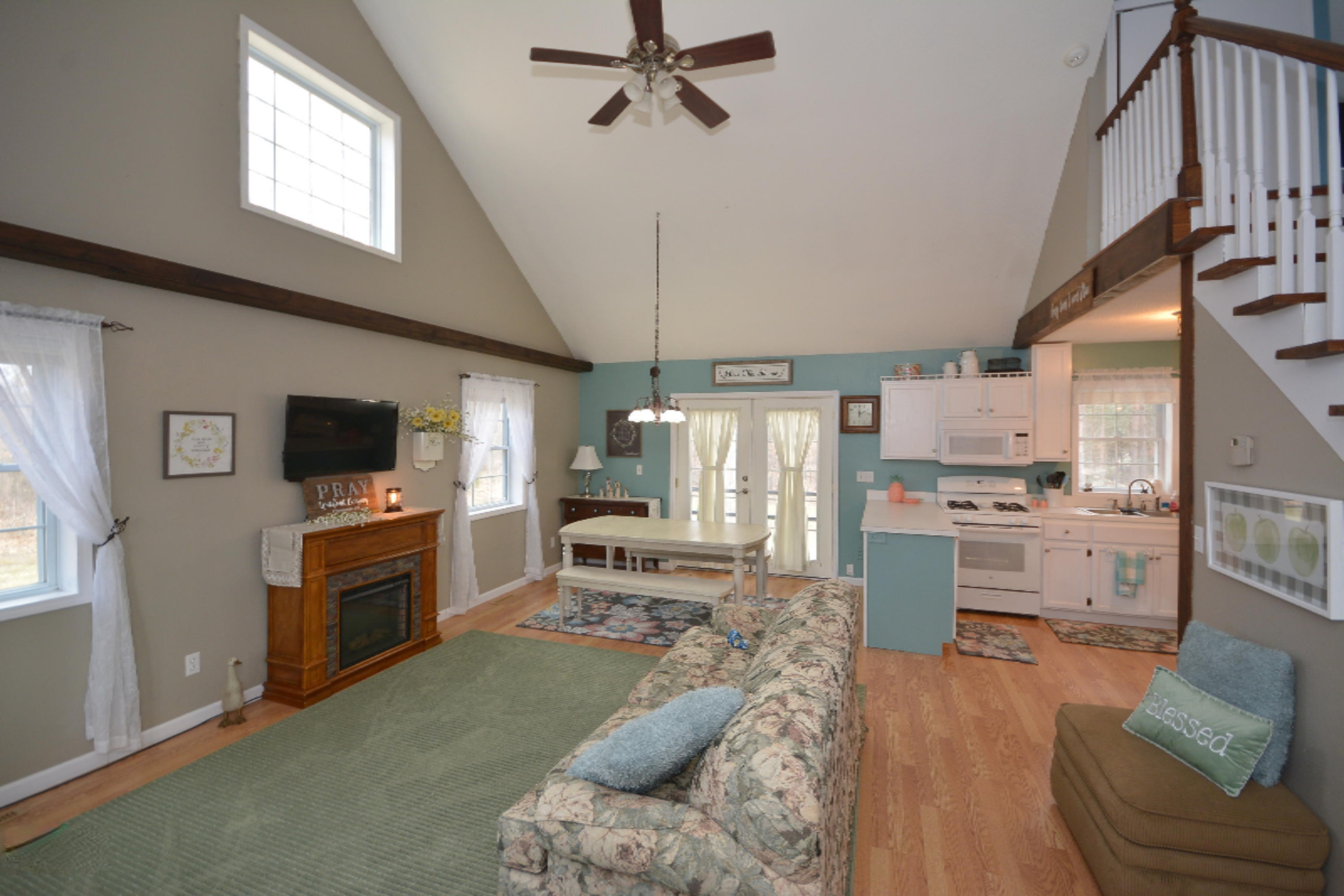 41711 80th Avenue Decatur, MI 49045 - Photo 2 of 31 DSC_4800 - Copy