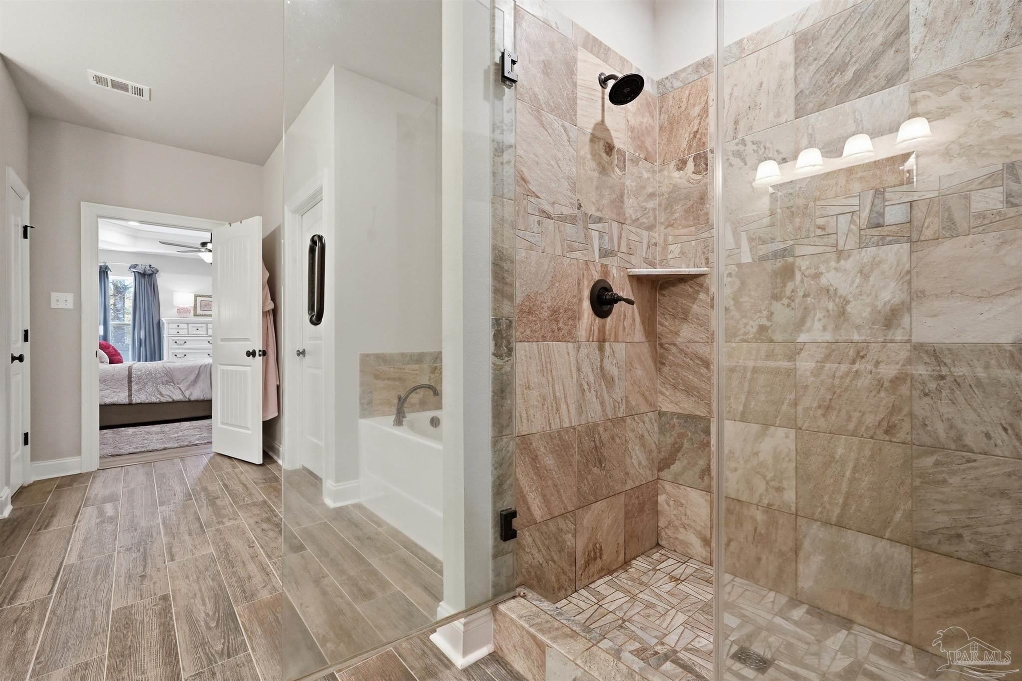 1559 Sawyers Rdg Cove Cantonment, FL 32533 - Photo 39 of 70