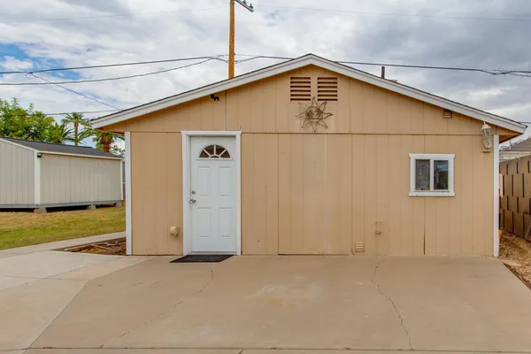 $3,500 | 510 East Belmont Avenue, Phoenix, AZ 85020