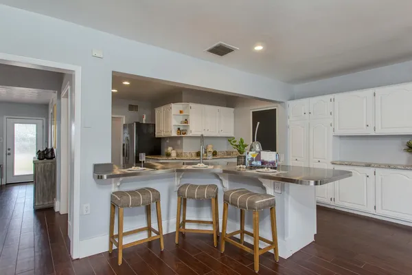 $3,500 | 510 East Belmont Avenue, Phoenix, AZ 85020
