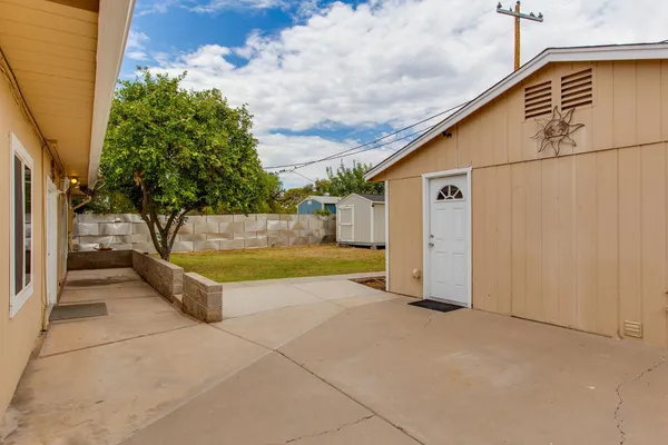 $3,500 | 510 East Belmont Avenue, Phoenix, AZ 85020