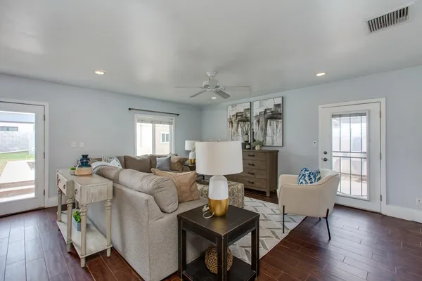 $3,500 | 510 East Belmont Avenue, Phoenix, AZ 85020