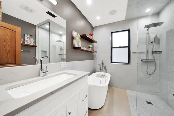 $3,300 | 1226 South 60th Court, Unit 1, Cicero, IL 60804