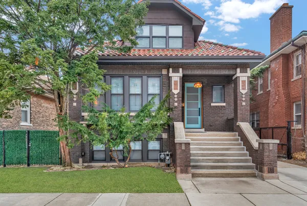 $3,300 | 1226 South 60th Court, Unit 1, Cicero, IL 60804