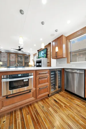 $3,300 | 1226 South 60th Court, Unit 1, Cicero, IL 60804