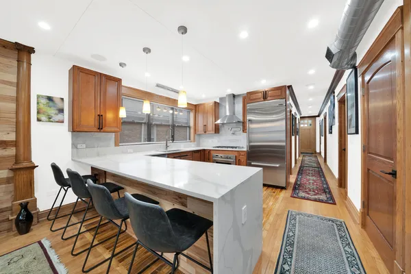 $3,300 | 1226 South 60th Court, Unit 1, Cicero, IL 60804