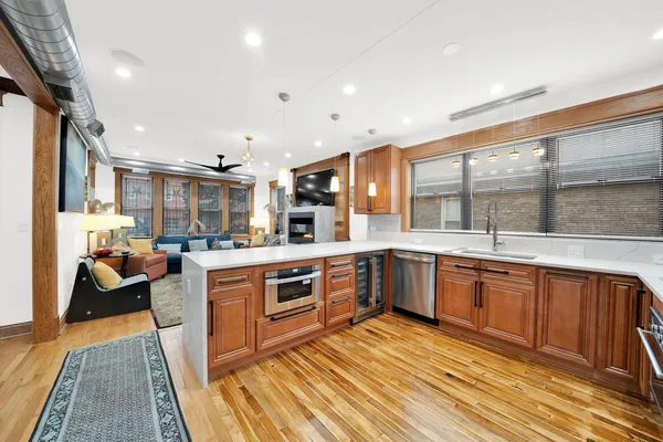 $3,300 | 1226 South 60th Court, Unit 1, Cicero, IL 60804