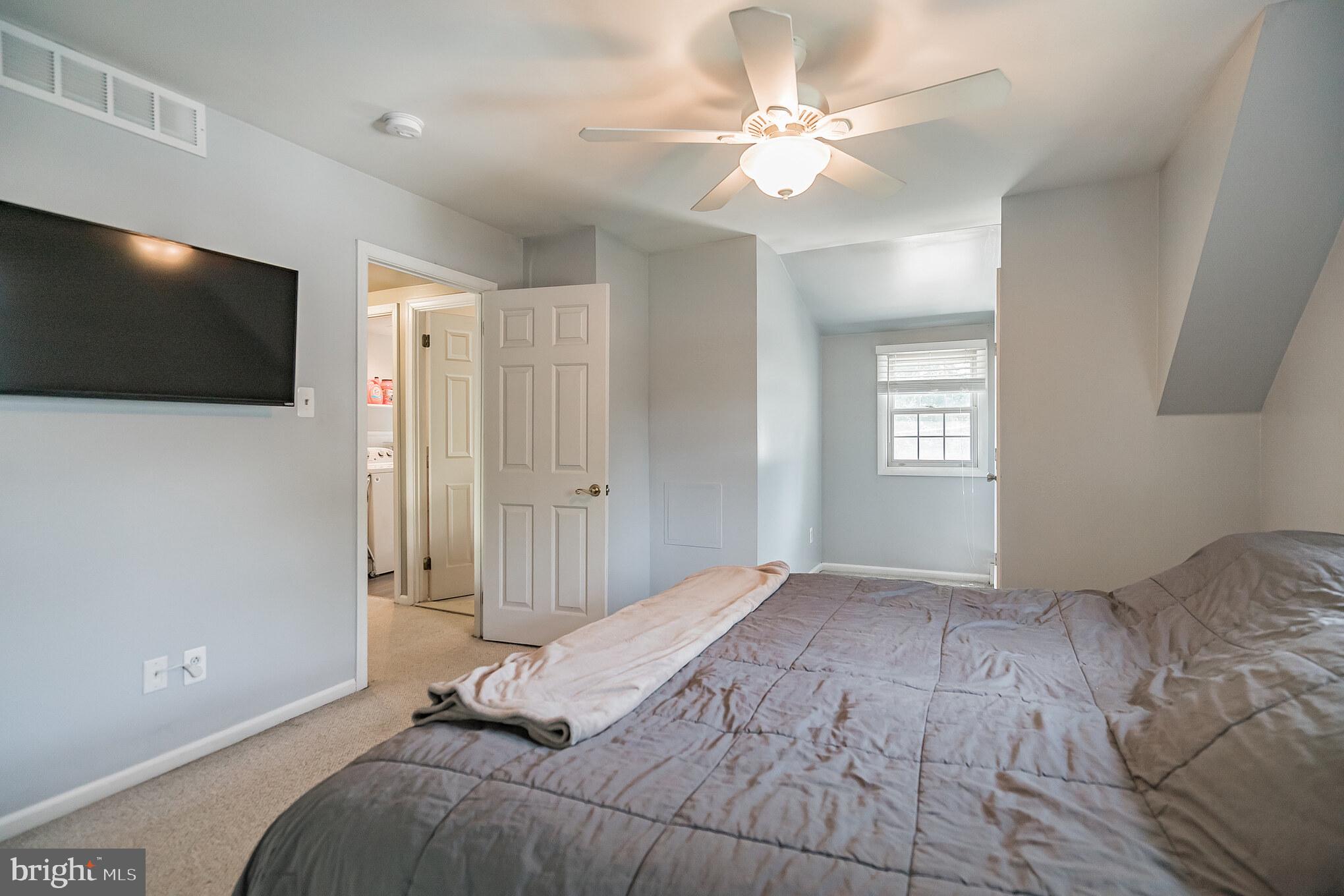 3239 Maple Road Huntingdon Valley, PA 19006 - Photo 18 of 31 Main Bedroom