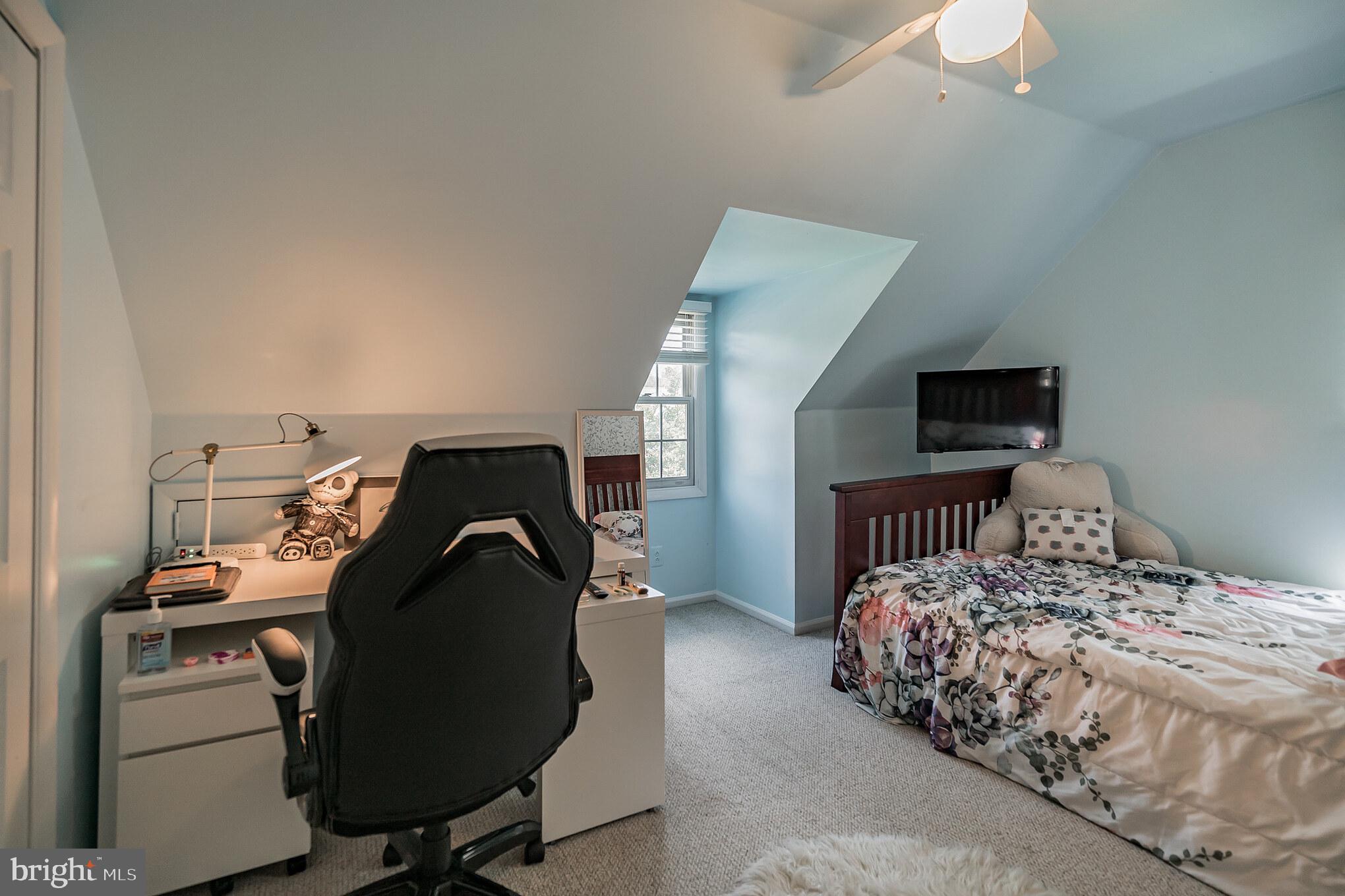 3239 Maple Road Huntingdon Valley, PA 19006 - Photo 21 of 31 Bedroom 3