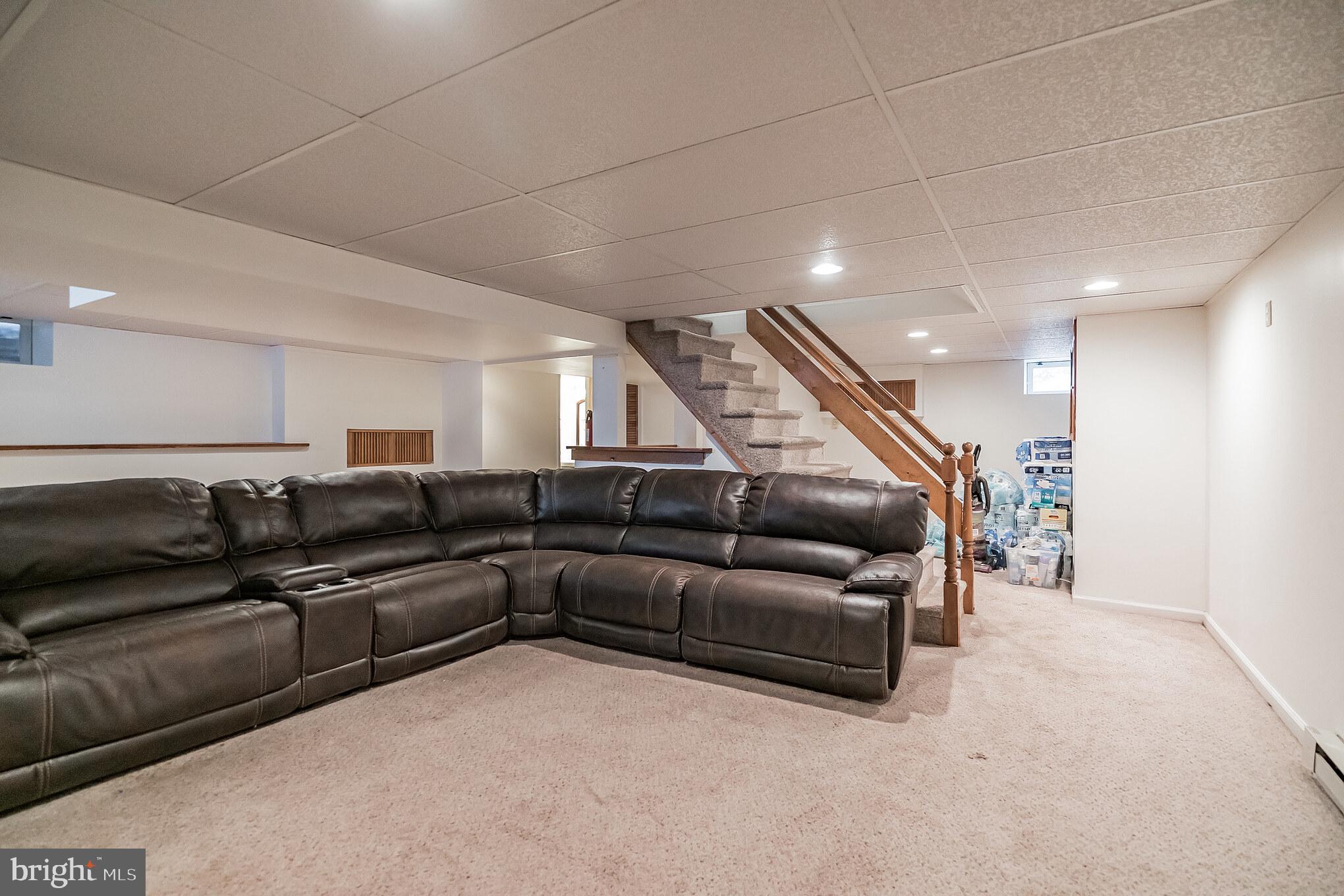 3239 Maple Road Huntingdon Valley, PA 19006 - Photo 23 of 31 Finished Basement
