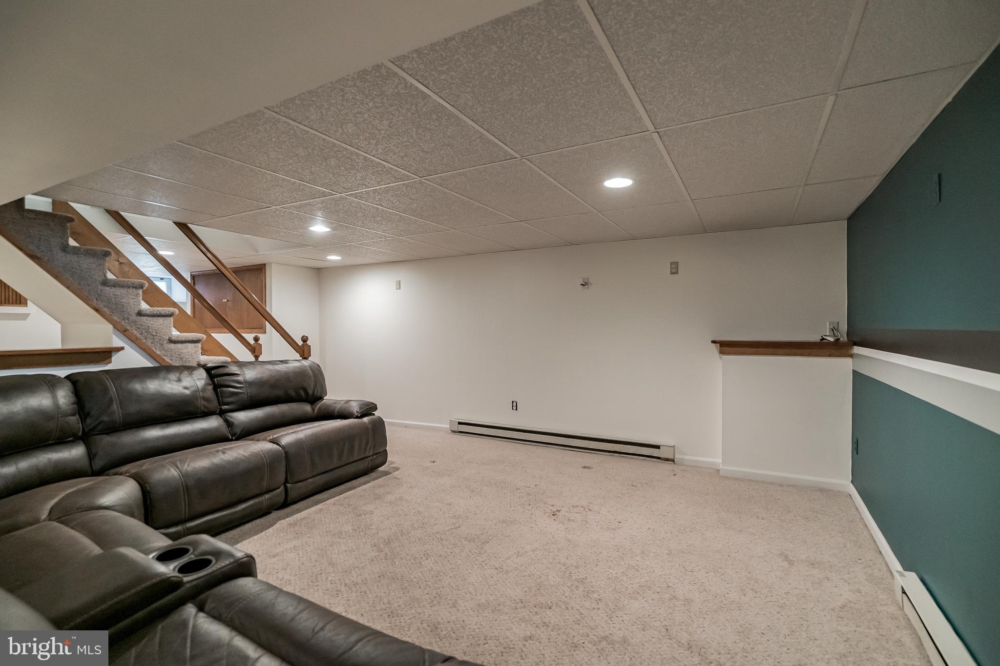 3239 Maple Road Huntingdon Valley, PA 19006 - Photo 24 of 31 Gallery Image 24