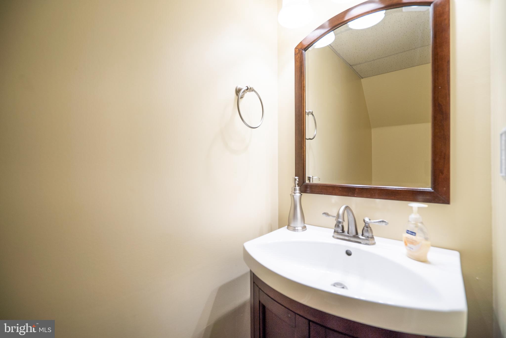 3239 Maple Road Huntingdon Valley, PA 19006 - Photo 26 of 31 Basement Powder Room
