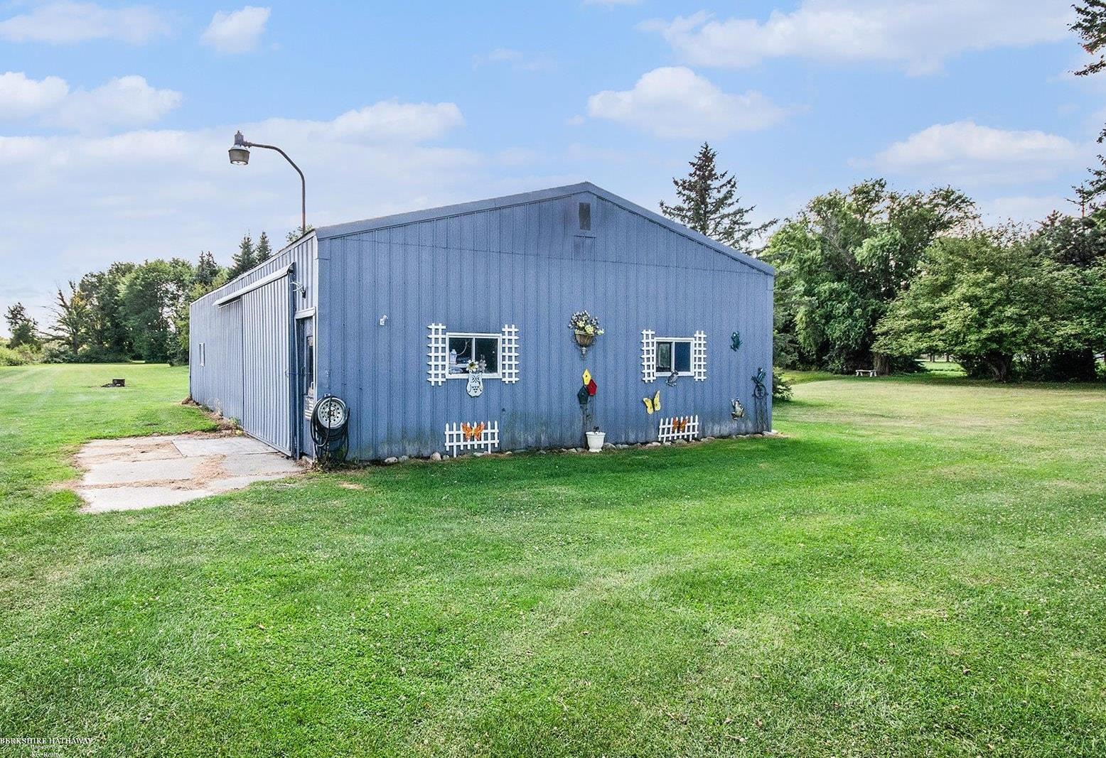 21550 Irwin Road Armada, MI 48005 - Photo 28 of 30